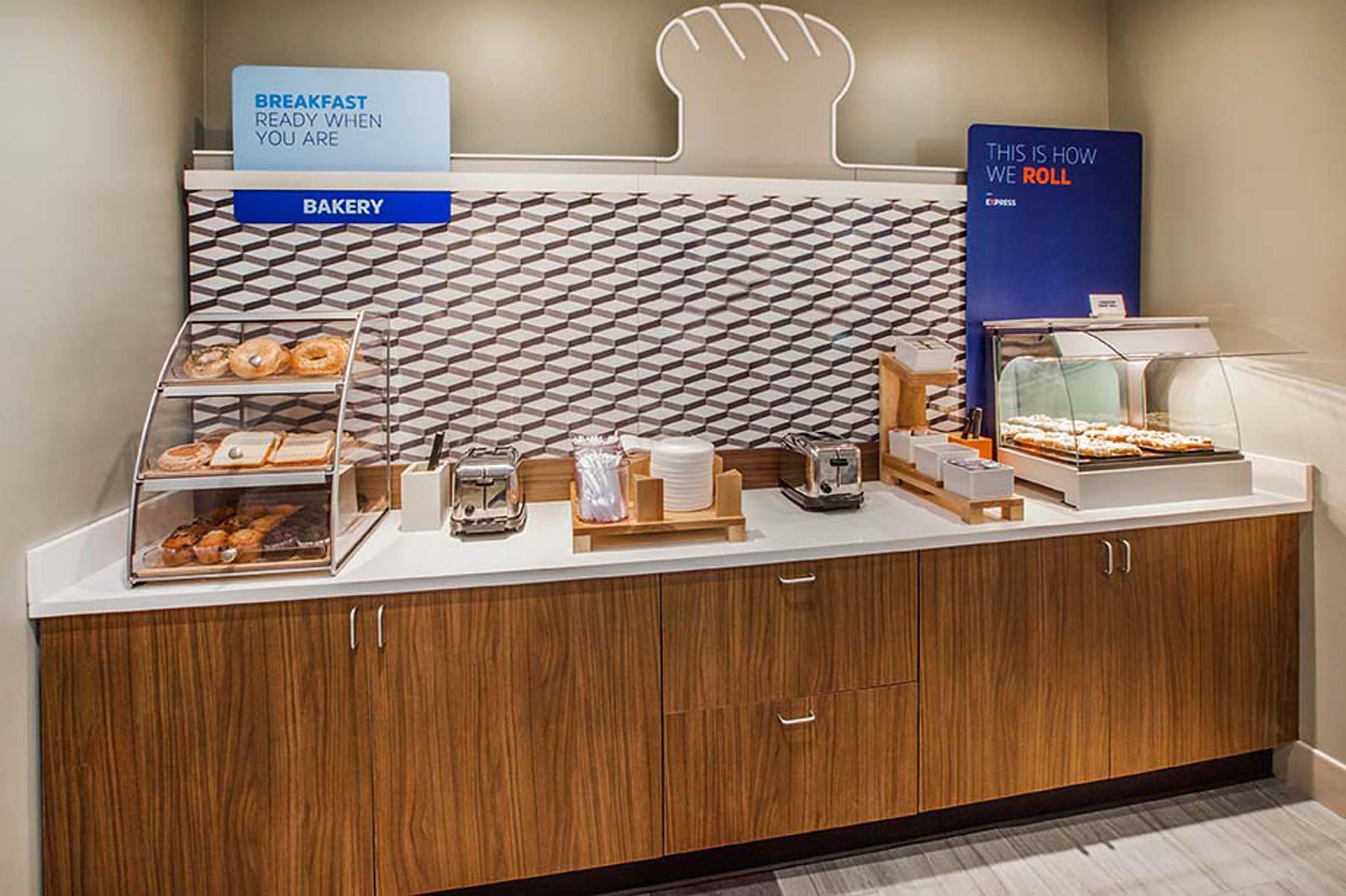 Holiday Inn Express Hotel & Suites Indianapolis W - Airport Area By Ihg Екстер'єр фото