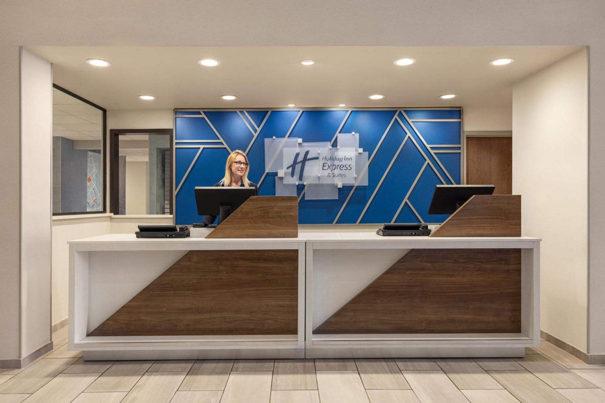 Holiday Inn Express Hotel & Suites Indianapolis W - Airport Area By Ihg Екстер'єр фото
