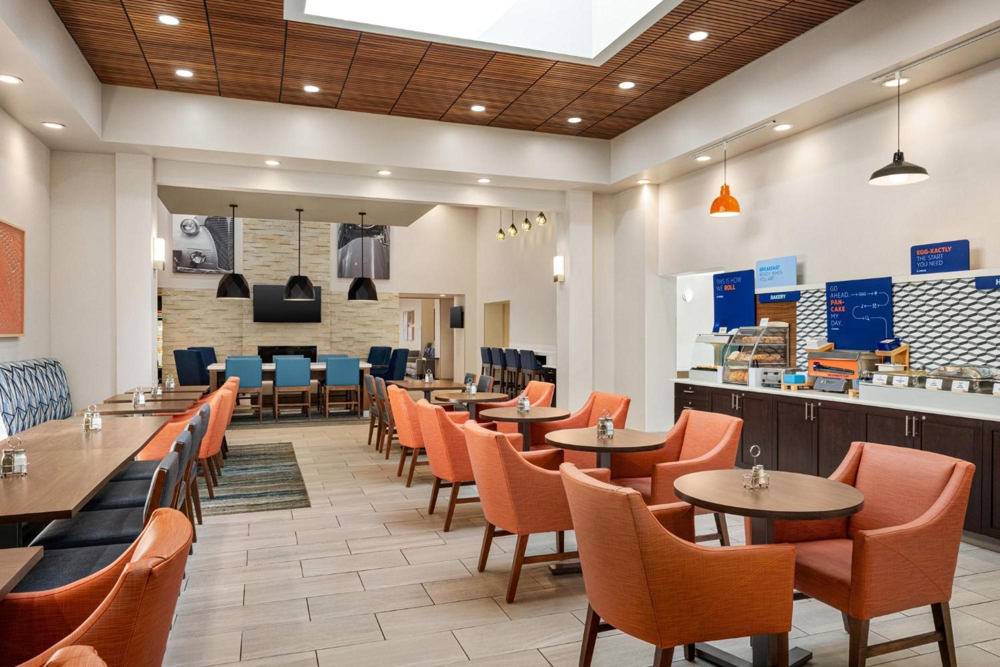 Holiday Inn Express Hotel & Suites Indianapolis W - Airport Area By Ihg Екстер'єр фото